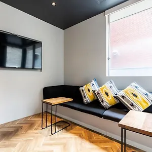 https://akasaka-the-hostel.alltokyohotels.com