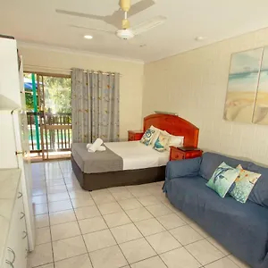 https://tropical-palms-inn-resort.queenslandhotels.net